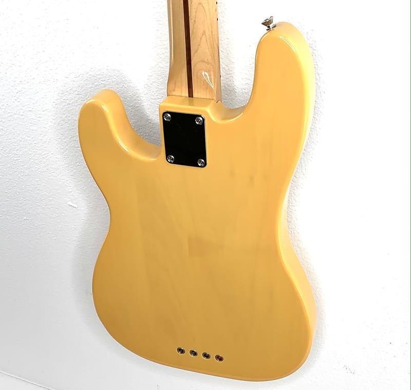 ☆送料無料 2020年製 美品！ Fender Made in Japan Traditional