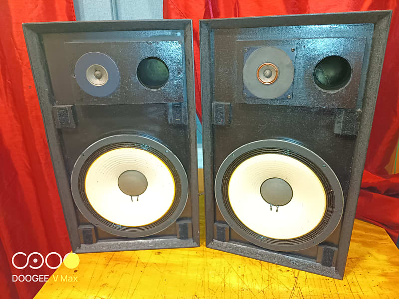 JBL L88 1970 - Oiled walnut  			