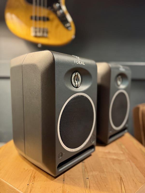 【ジャンク】FOCAL CMS 50 スタジオモニタースピーカー ジャンク】FOCAL CMS 50 スタジオモニタースピーカー FOCAL CMS