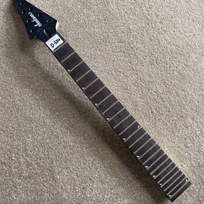 Jackson 7 String Guitar Maple Neck, 24 Frets Rosewood Fingerboard, Nonfunctioning Truss Rod