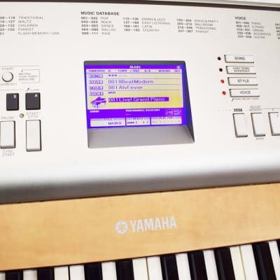 Yamaha YPG-625 88-Key Weighted Action Portable Grand
