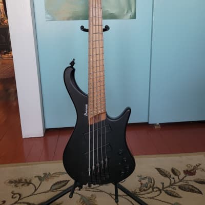 Ibanez EHB1005MS-BKF Ergonomic Headless 5-String Bass 2020 - Black Flat image 5