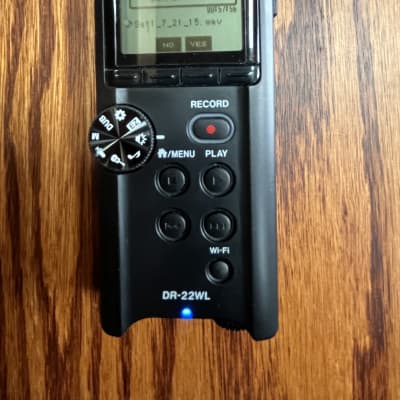 TASCAM DR-22WL Portable Recorder with Wi-Fi 2010s - with 32gig Memory Card image 3