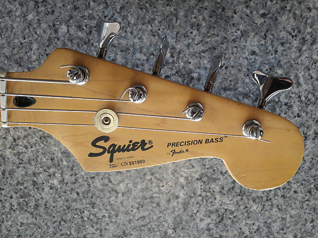 Squier ii hot sale precision bass korea