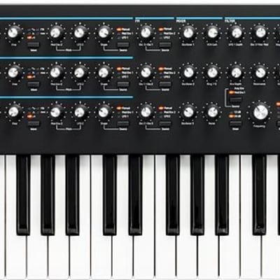 Novation Summit 16 voice synthesizer, 61 keys