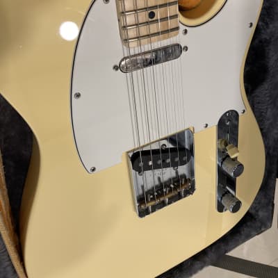 Fender American Performer Telecaster with Maple Fretboard 2019, Vintage White image 2