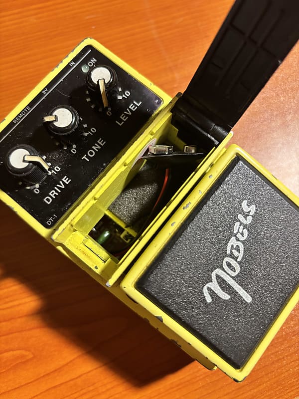 Nobels DT-1 Distortion 1990s - Yellow | Reverb