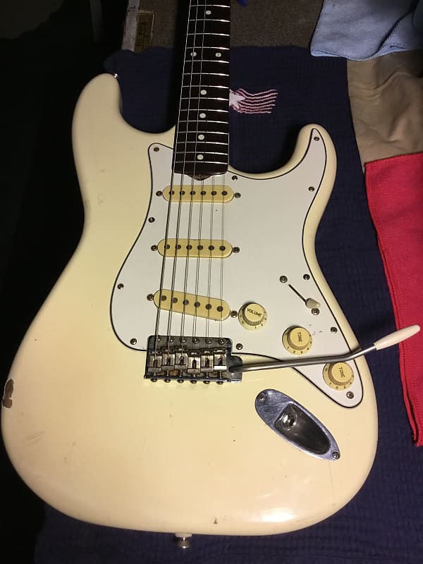 Fender Squire E-series 1984/1987 - Vintage White | Reverb