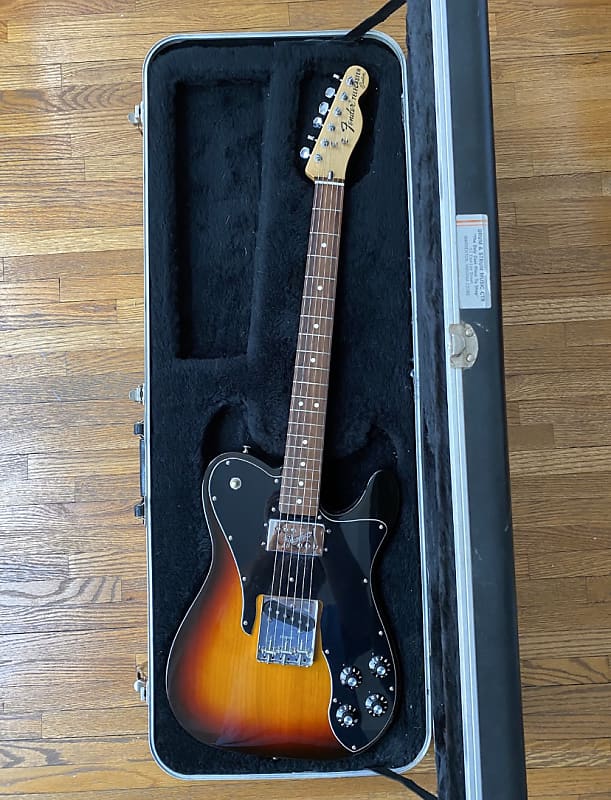 Fender Classic Series '72 Telecaster Custom with Case image 1
