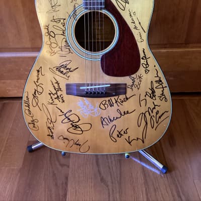 Signed Yamaha FG 200 -T Emmanuel, S Landreth, A Lee & 20 More