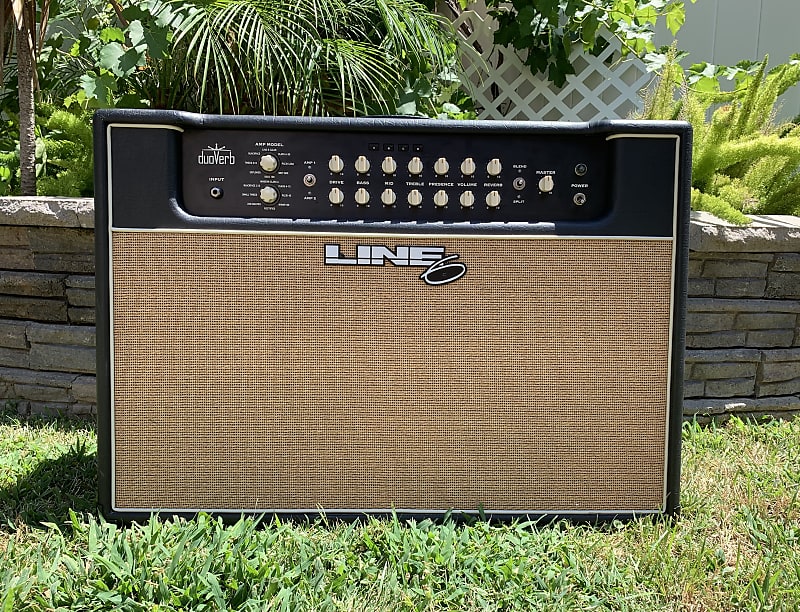Line 6 Duoverb 100Watt 2x12" Guitar Combo with Footboard Reverb