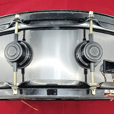 DW 5x14 Snare Drum: Black Nickel Over Brass 2000s - Black Nickel image 4