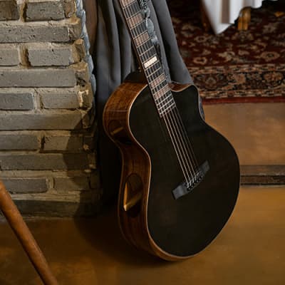 Cort Modern Black Trans Black Gloss w/Case (B Stock) image 4