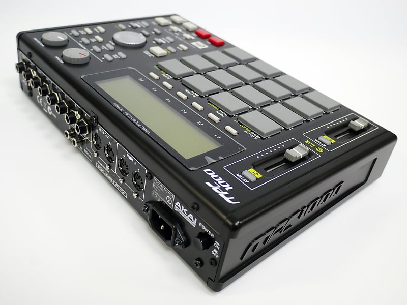 AKAIアカイ MPC1000BLACK 美品］ AKAI MPC1000 サンプラー 91VR4OuqQ3L