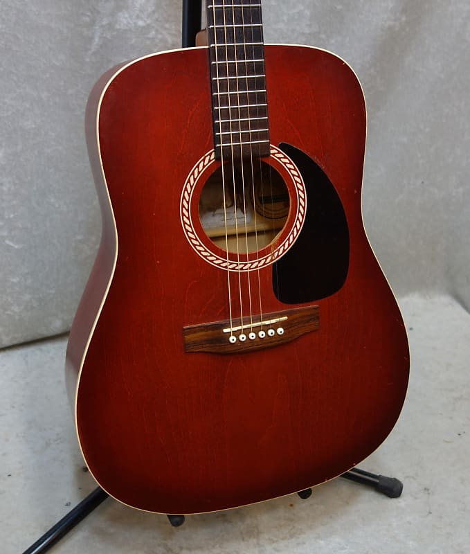 Art & Lutherie Wild Cherry (エレアコ仕様) Art & Lutherie Wild Cherry Dreadnought Acoustic Guitar (USED)