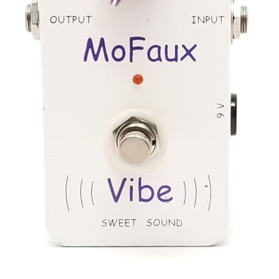 Sweet Sound MoFaux Vibe Modulation Guitar Effects Pedal (Hollywood