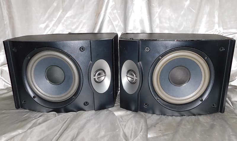 Bose 301 V bookshelf speakers | Reverb