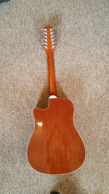 Takamine eg535sc top 12 string