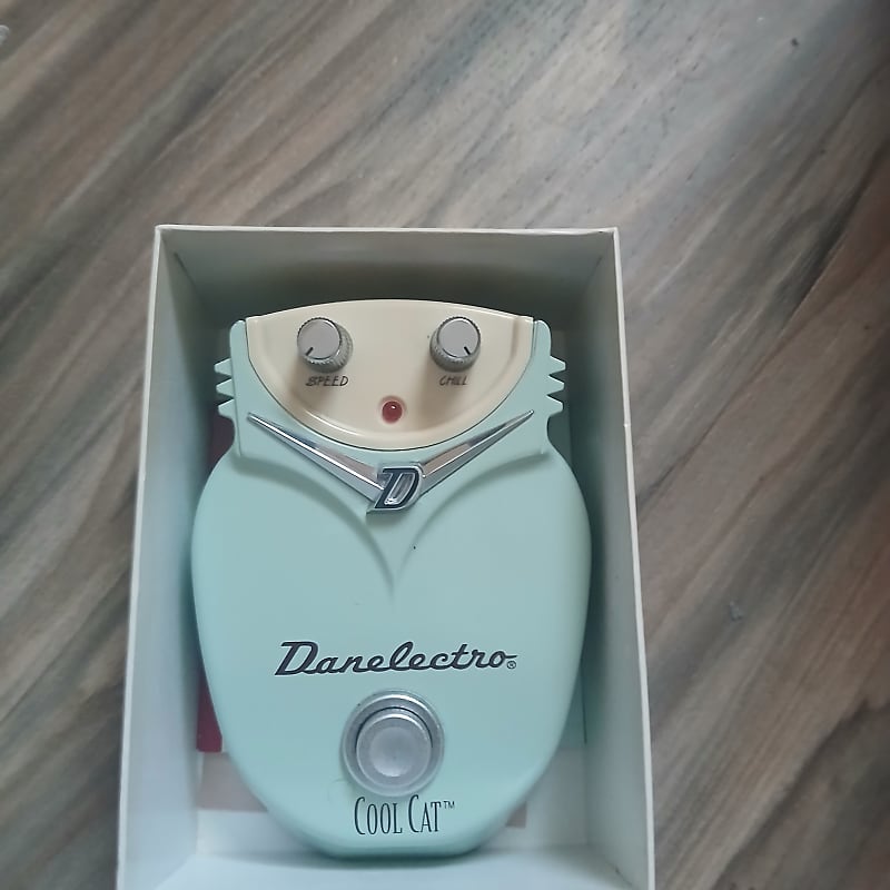 Danelectro Cool Cat Chorus