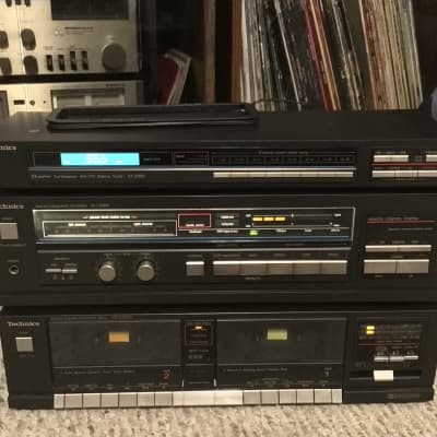 Lot 3 Vintage Technics Stereo Integrated Amplifier, SU-Z990 Lot 3 Vintage Technics Stereo Integrated Amplifier, SU-Z990