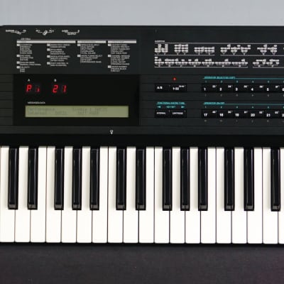 Yamaha DX7II-FD Vintage Digital Polyphonic FM Synthesiser  - 100V - DX7 II FD