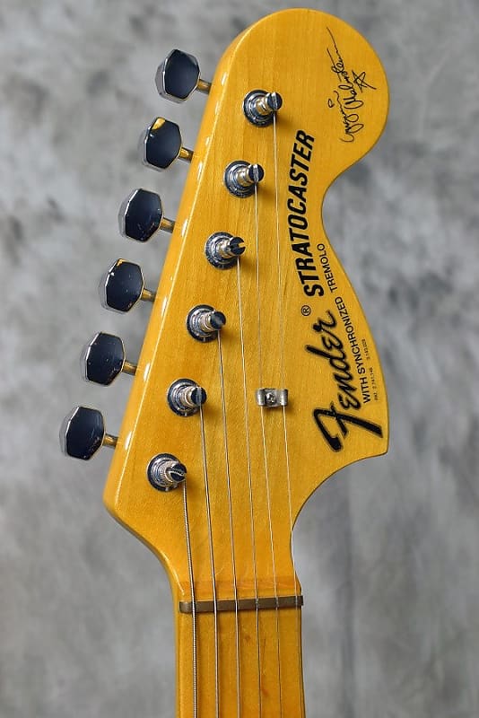 ST68-185YM フェンダージャパン イングヴェイモデル Yngwie Malmsteen Signature Strat, ST68-185YM very similar to