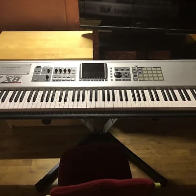 Roland Fantom-X8 88-Key Workstation Keyboard Japan/ 2004 - Silver