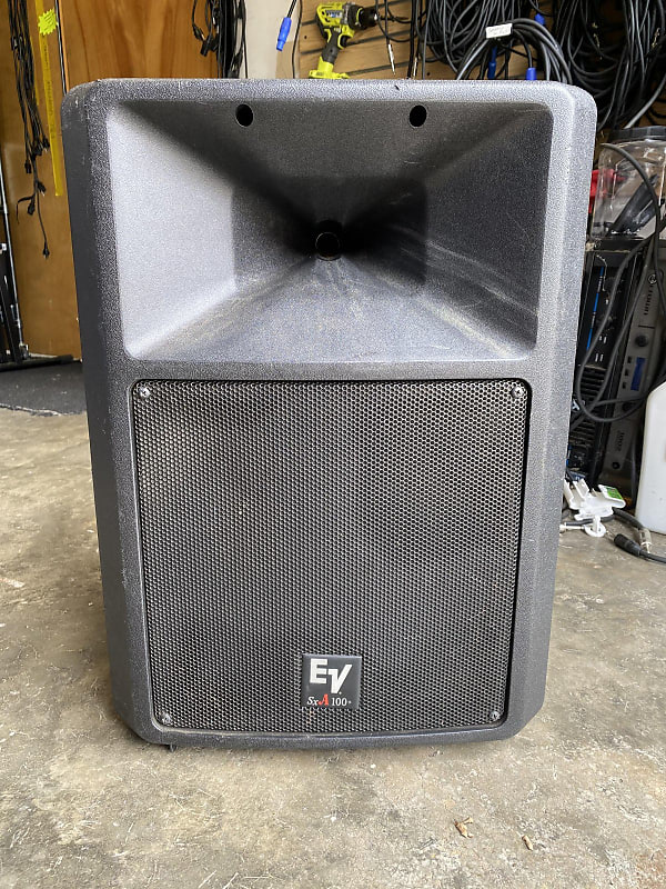 EV SXA100+ Powered Speaker Reverb