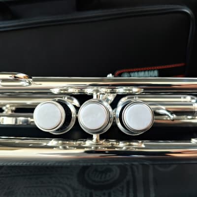 Yamaha YTR-2330S Standard Trumpet 2010s - Silver-Plated image 9
