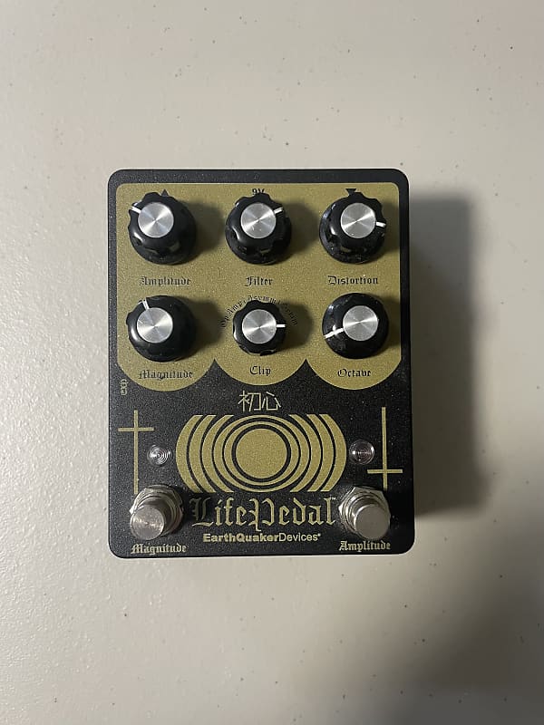 EarthQuaker Devices Sunn O))) Life Pedal Octave Distortion + Booster V2