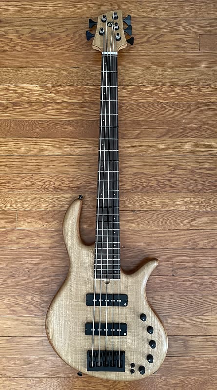 Elrick Gold Series e-volution 5弦 Natural Elrick Gold Series, Hand-Carved e-volution 5-String Bass