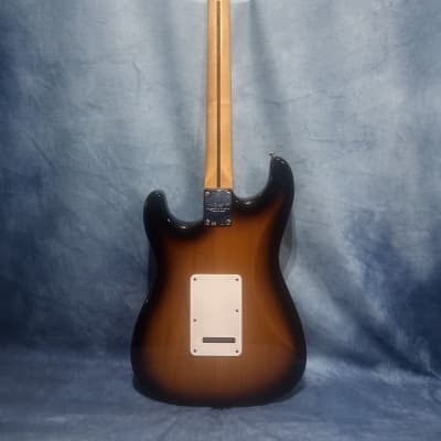 Fender Classic Player '50s Stratocaster 2015 - 2-Color Sunburst image 17