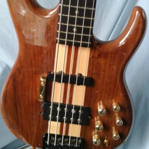 Carvin XB75 5-string bass extended-scale 2001 Walnut & Maple image 2