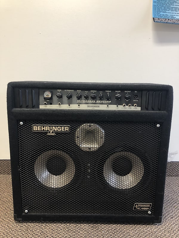 Behringer Ultrabass BX4210A Bass Amp