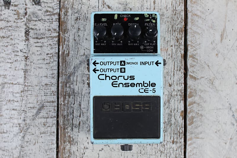 Boss CE5 Stereo Chorus Ensemble Effects Pedal Electric Reverb