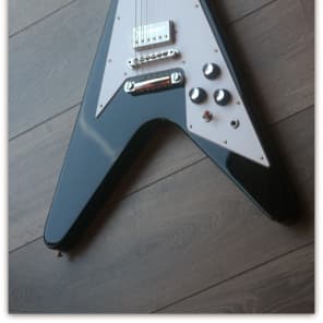(希少)tokai flying v 2011年製 Tokai Flying V Electric Guitar 2011 Made Rare Model From