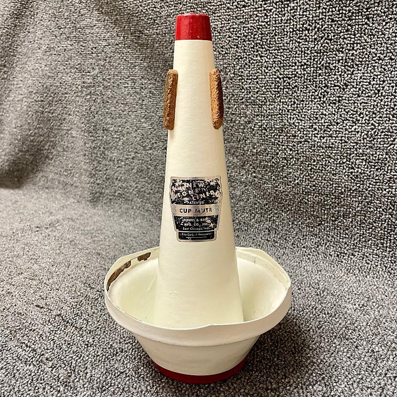 Humes & Berg 152 Trombone Cup Mute Reverb