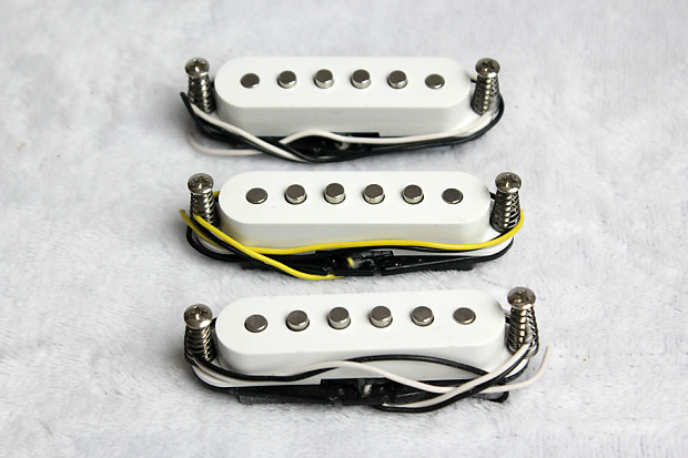 Squier strat deals pickups
