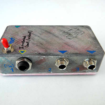dpFX Pedals - Buffered Splitter, Triple out, One Isolated, w/ phase reverse image 8