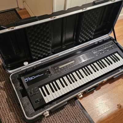 Roland D-50 61-Key Linear Synthesizer With SKB Case