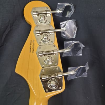 Fender Rarities Flame Ash Top Jazz Bass®, Ebony Fingerboard, Plasma Red Burst image 10