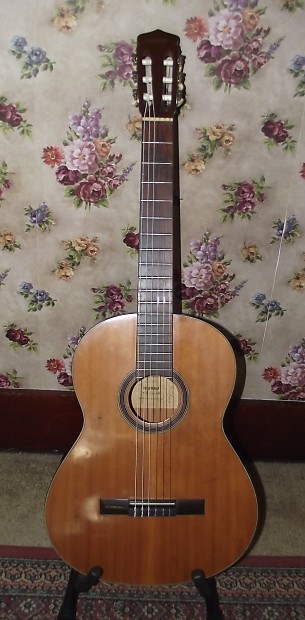 Yamaha g80 sales classical guitar