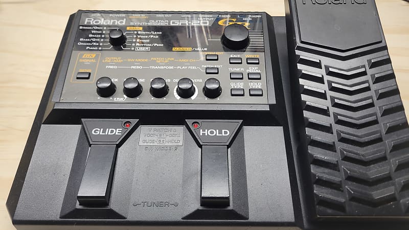 Roland GR-20 Guitar Synthesizer | Reverb