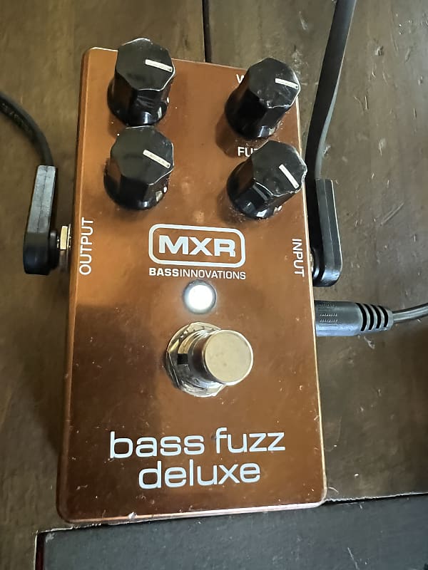 MXR M84 Bass Fuzz Deluxe
