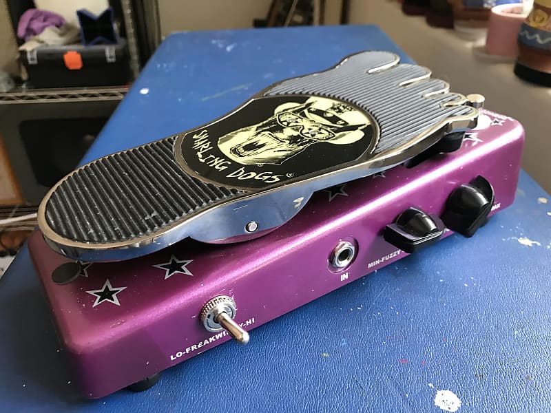 SNARLING DOGS BOOTZILLA FUZZ WAH - Geek IN Box