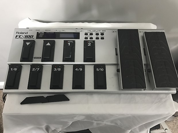 Roland FC-300 MIDI Footswitch Controller image 5