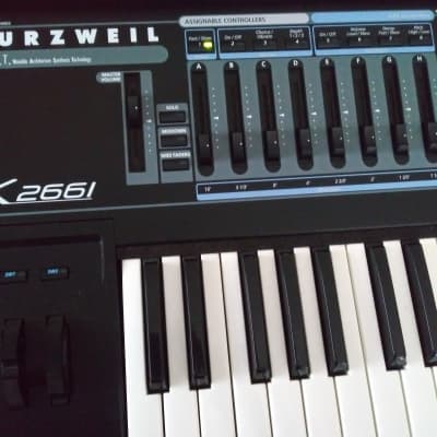 Kurzweil K2661 Synthesizer / Workstation image 1