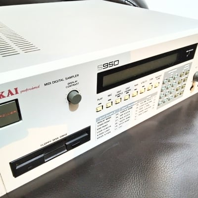 Akai S950 MIDI Digital Sampler 1988 - White image 7