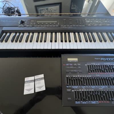 Cleaned and Serviced Roland D-50 and PG-1000 programmer with extra memory cards