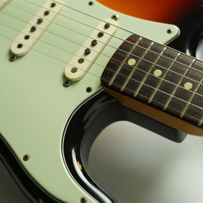 Fender Custom Shop Masterbuilt Dennis Galuszka 1961 Stratocaster Journeyman Relic  2016 - Sunburst [BG] image 3